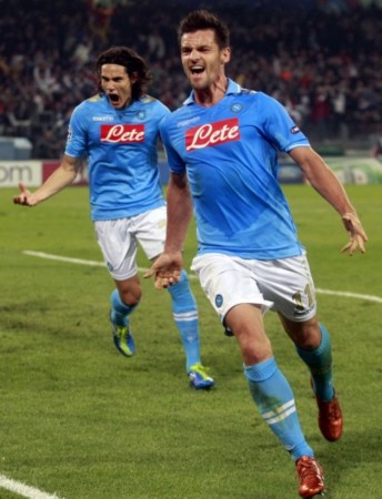 使她在关键 使她在关键